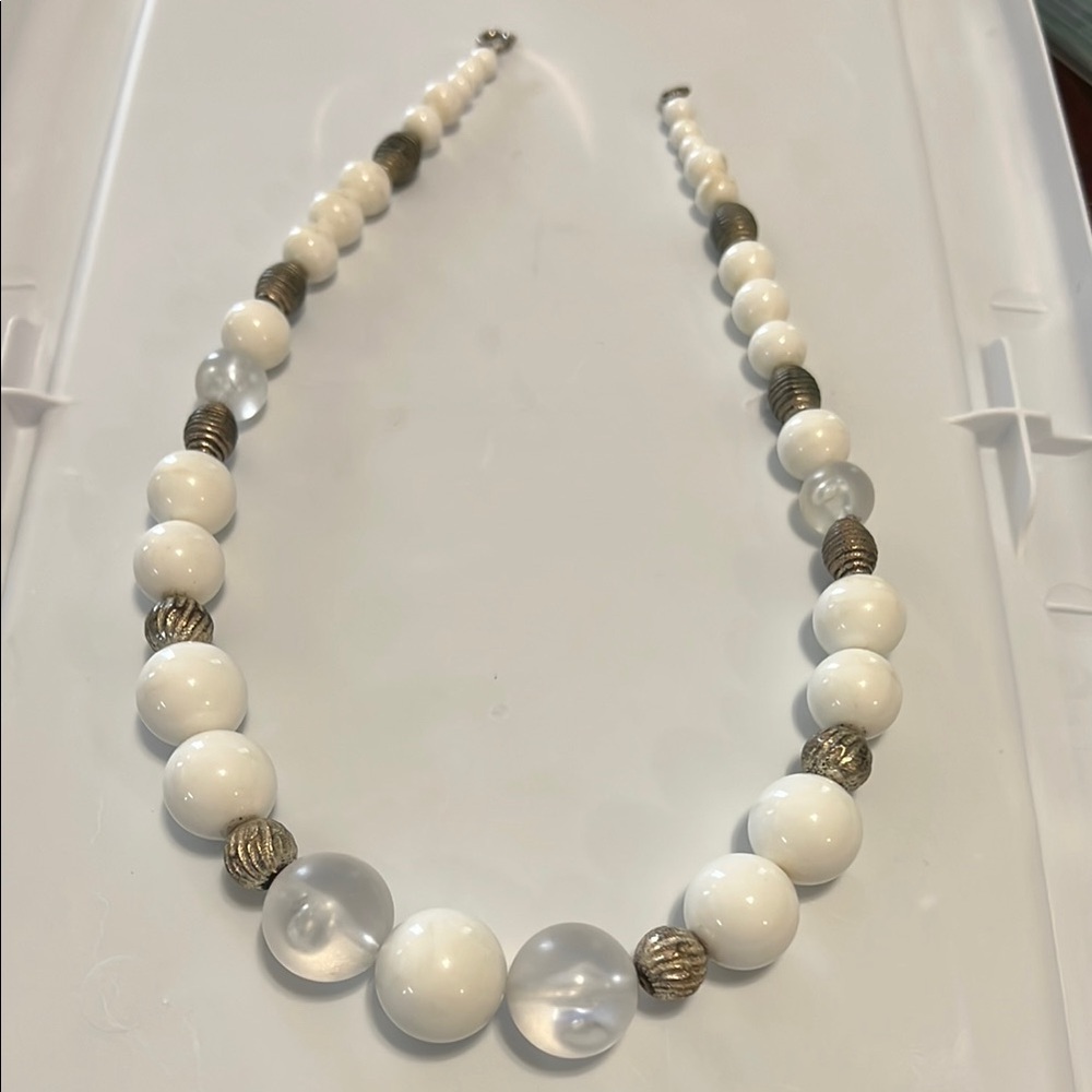 Vintage White and Silver Beaded Necklace